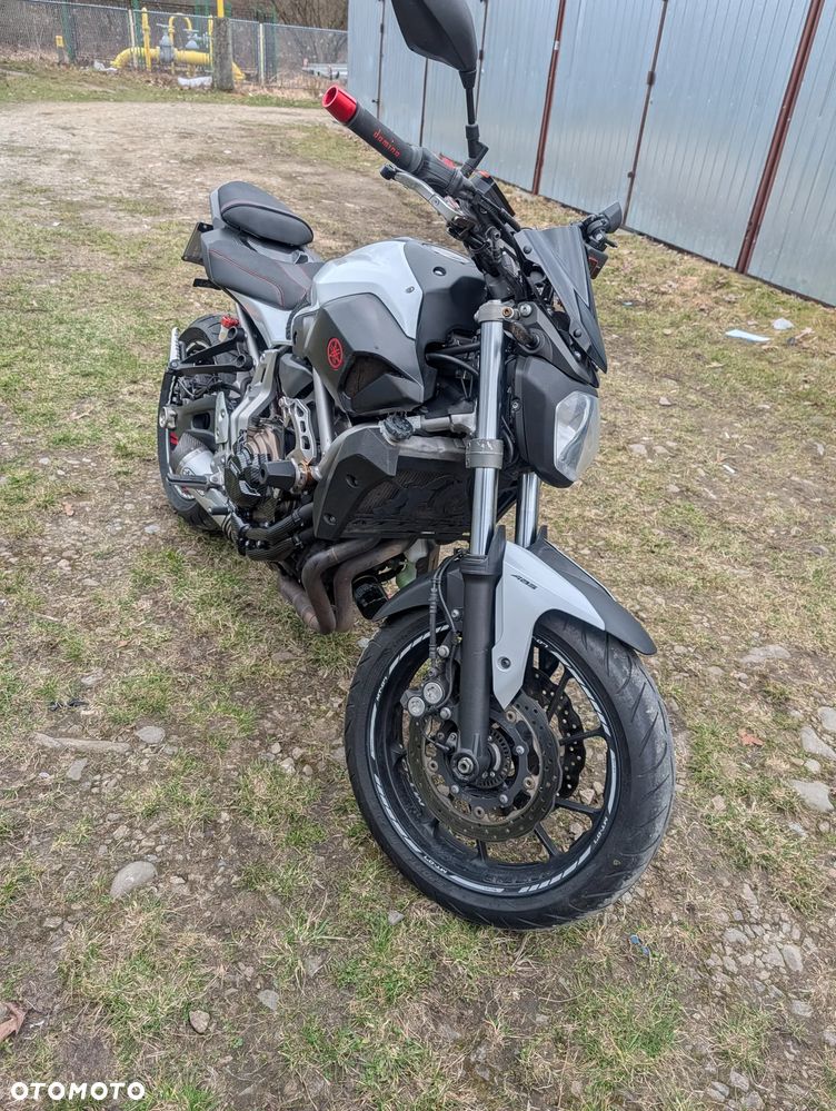 Yamaha MT - 3
