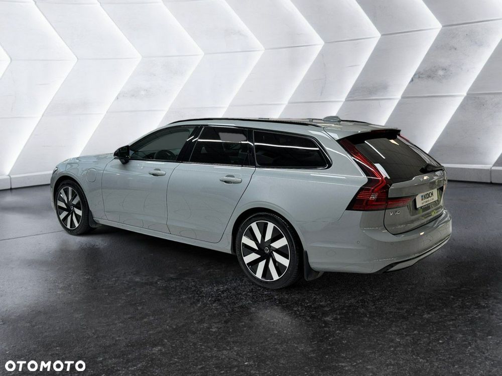 Volvo V90 - 2
