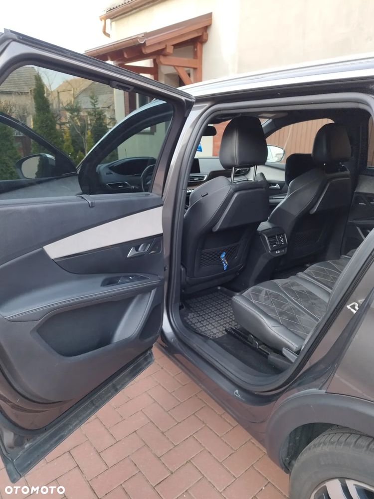 Peugeot 5008 - 5