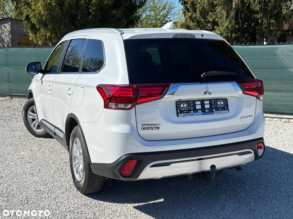 Mitsubishi Outlander 2.0 2WD Diamant - 16