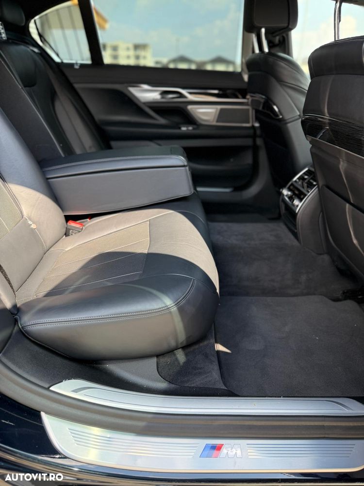 BMW Seria 7 740Li - 12