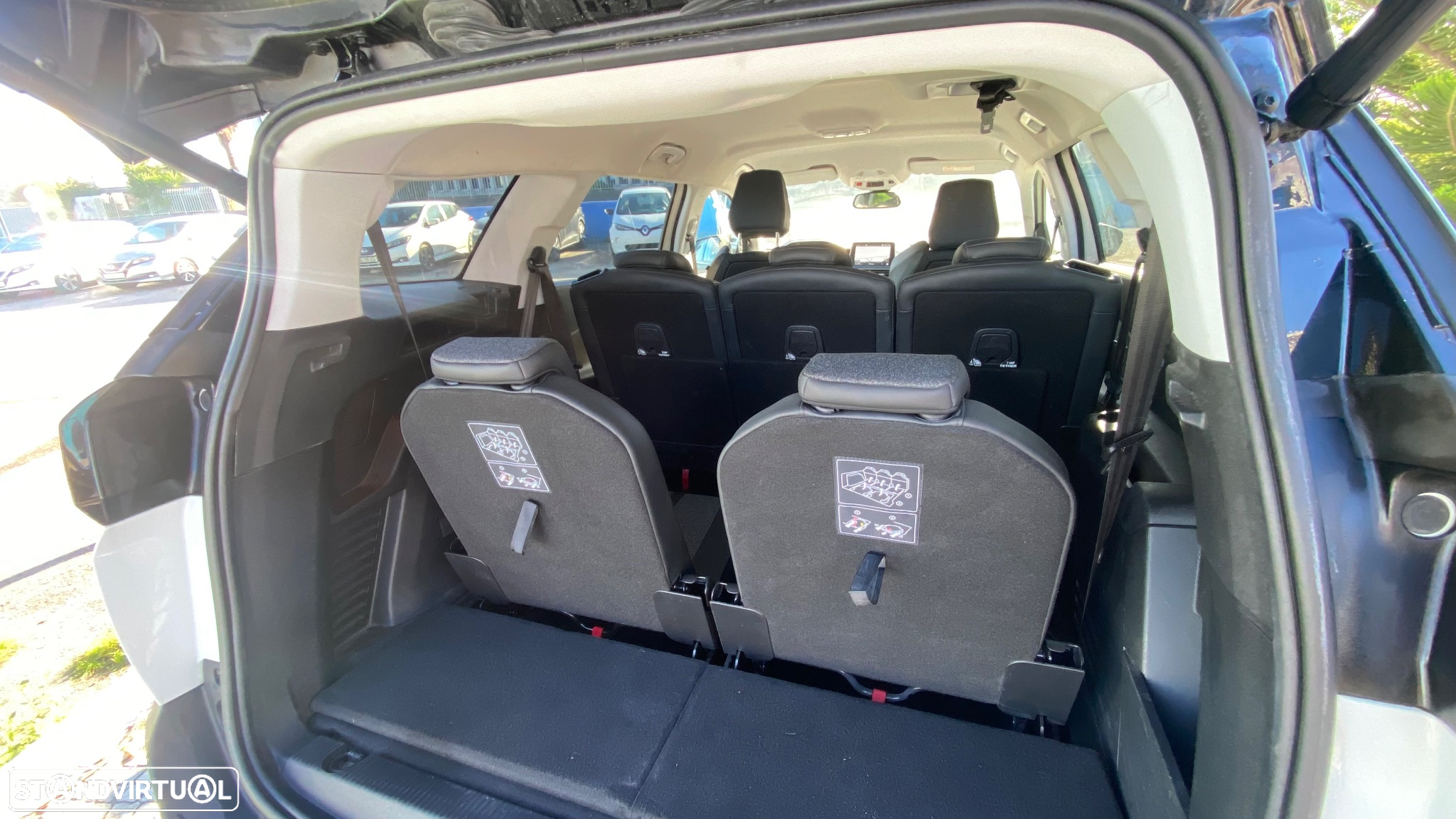 Peugeot 5008 1.2 PureTech Allure - 10