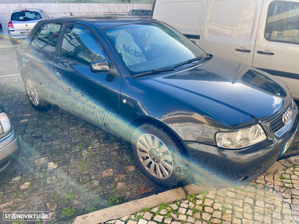 Audi A3 1.9 TDI Attraction - 2