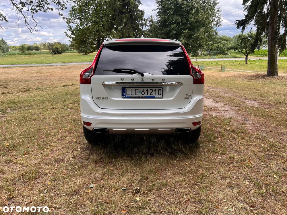Volvo XC 60 T6 AWD Edition Pro - 12