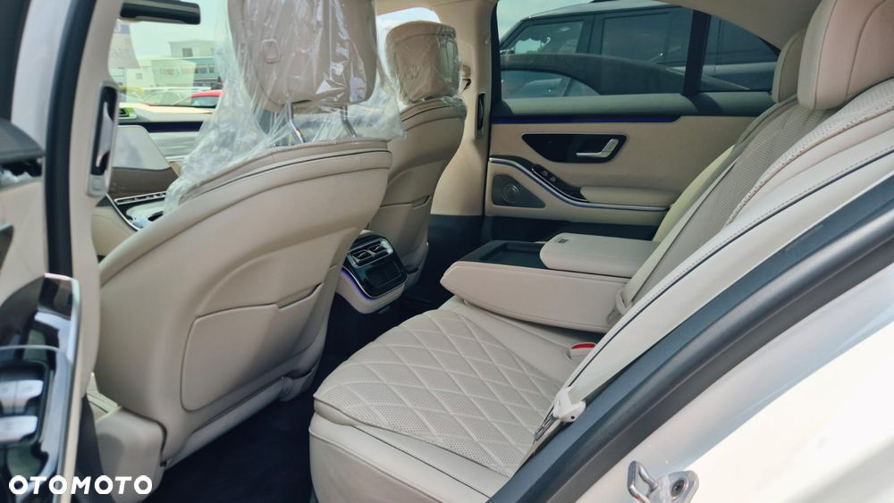 Mercedes-Benz Klasa S 400 d 4-Matic 9G-TRONIC - 28