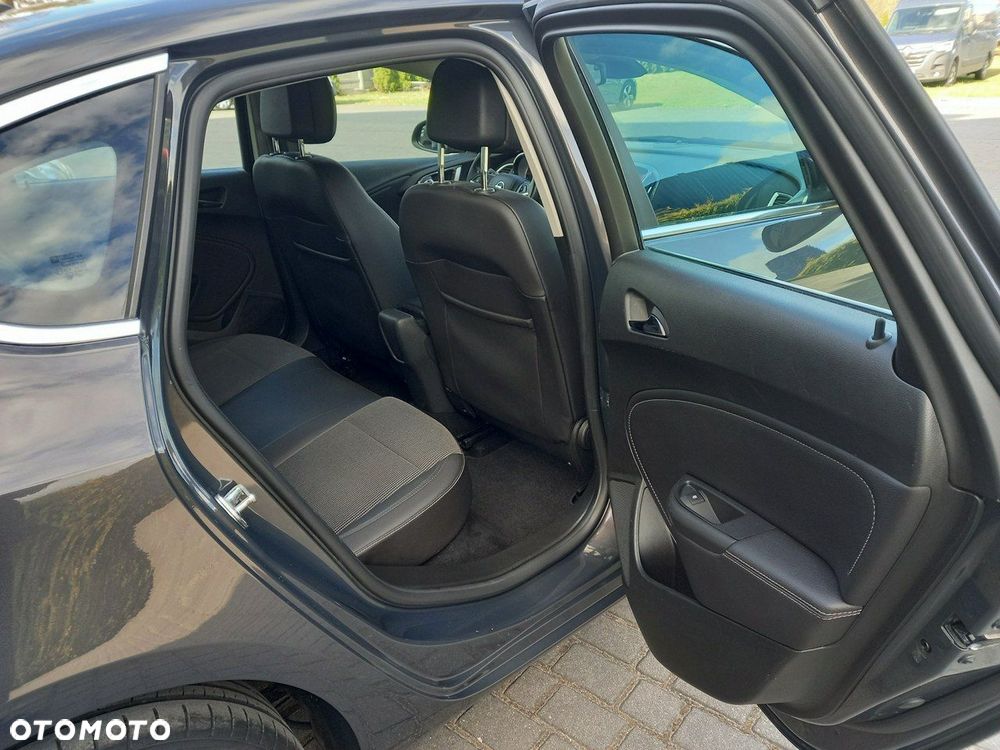 Opel Astra 1.4 Selection - 24