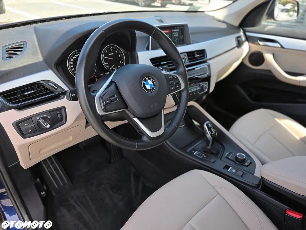 BMW X1 sDrive16d Sport Line - 36