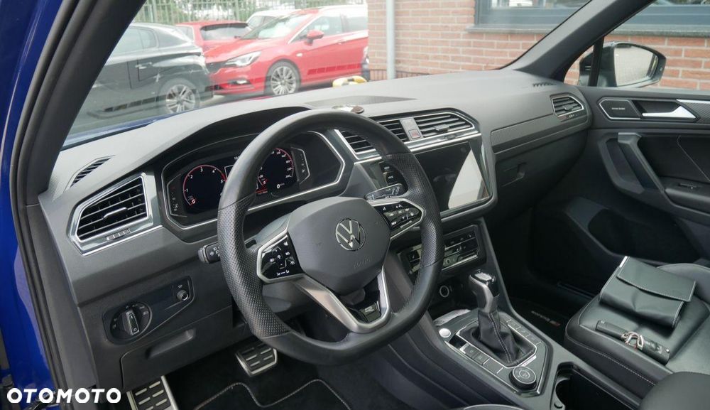 Volkswagen Tiguan 2.0 TDI SCR 4MotION DSG R-Line - 11