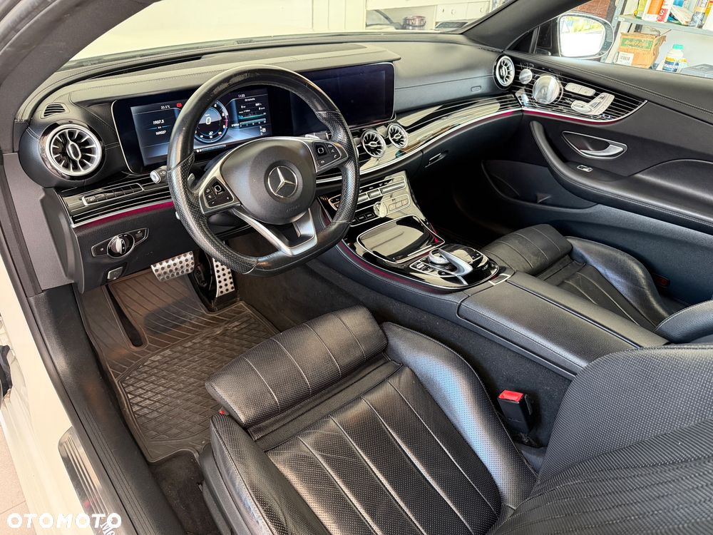 Mercedes-Benz Klasa E 220 d 9G-TRONIC - 12