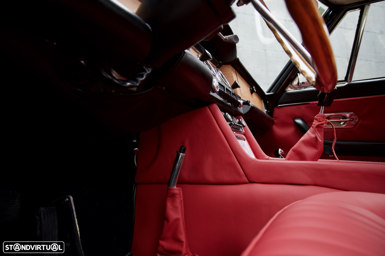 Ferrari 330 - 33