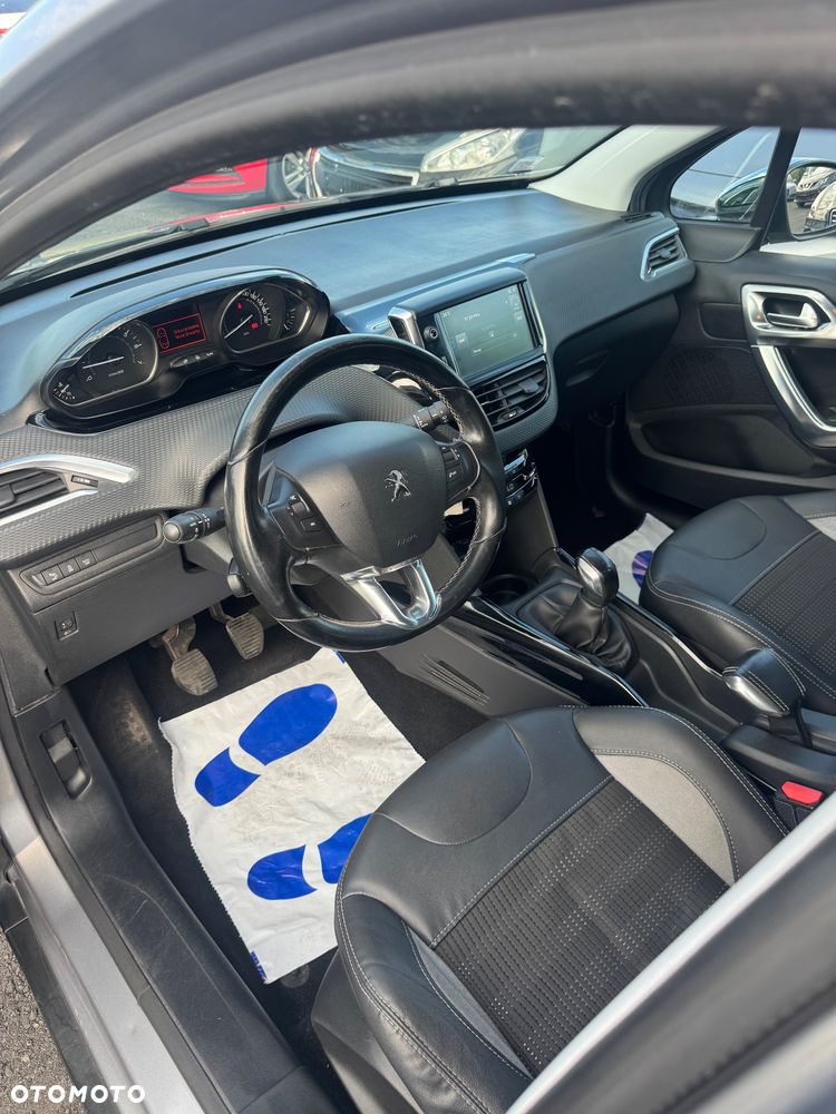 Peugeot 2008 - 16