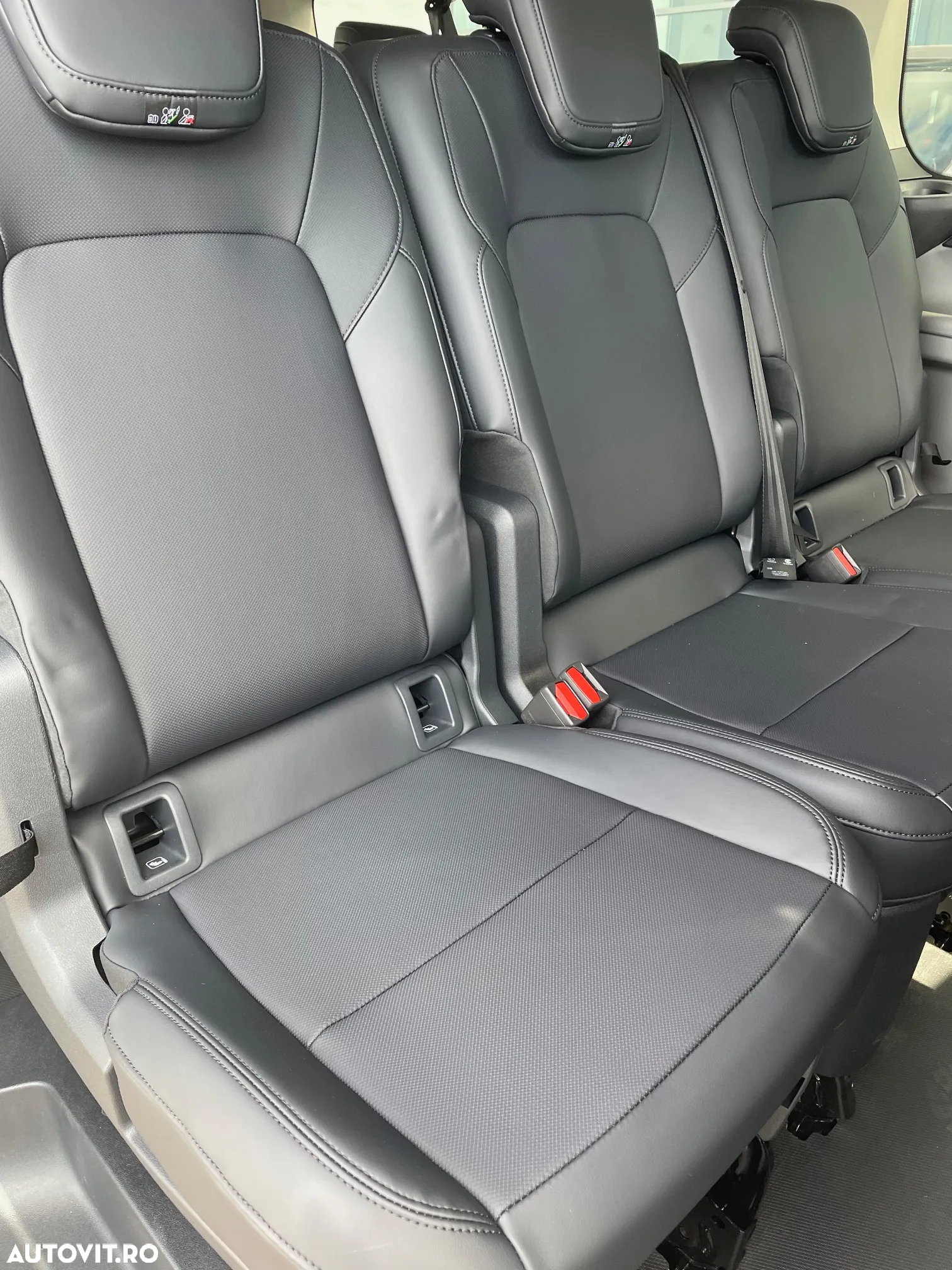 Ford Transit Custom Kombi 320 2.0 EcoBlue 170 CP L2H1 Trend Aut. - 5