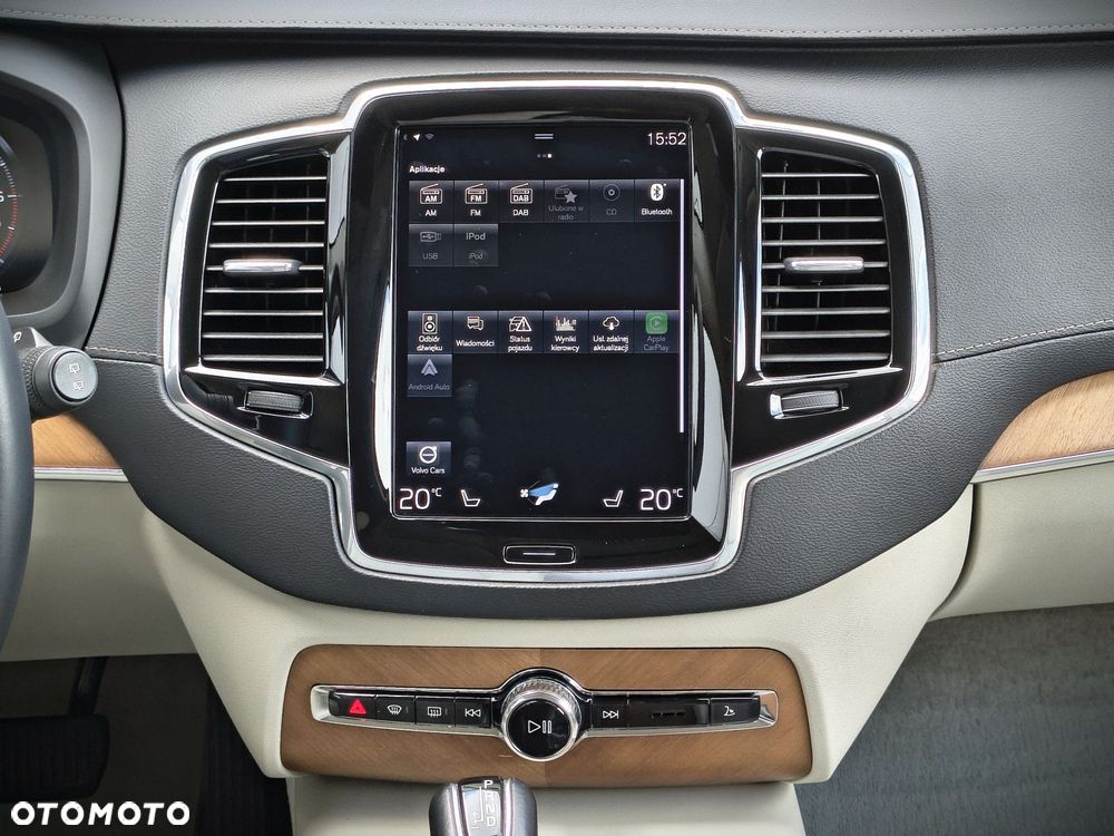Volvo XC 90 - 25
