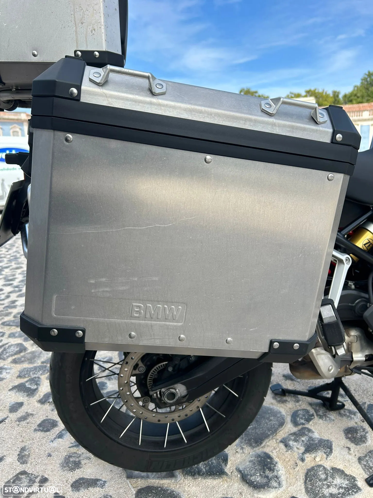 BMW F 850 GS Adventure TRIPLE BLACK - 7