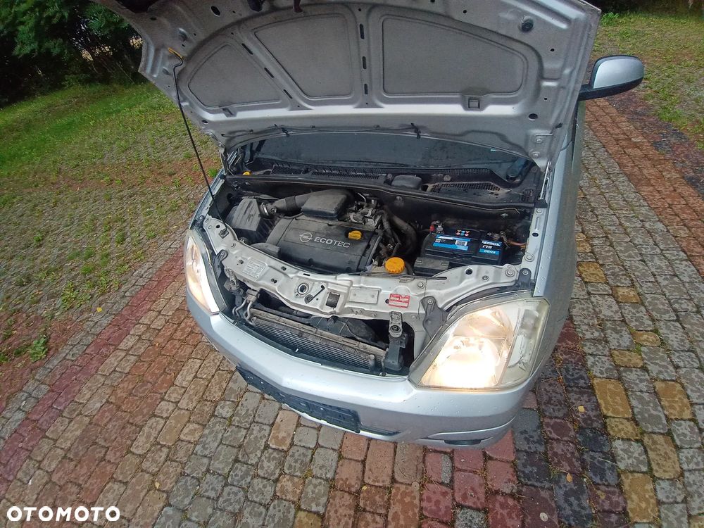 Opel Meriva 1.6 Essentia MTA - 25