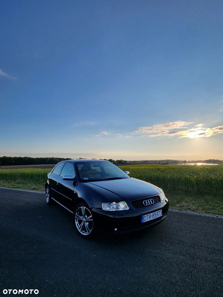 Audi A3 3-drzwiowe 1.8T Ambition - 2