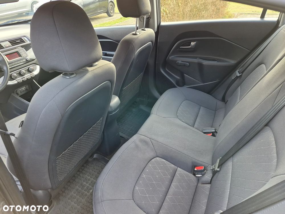 Kia Rio 1.2 M (klm) - 9