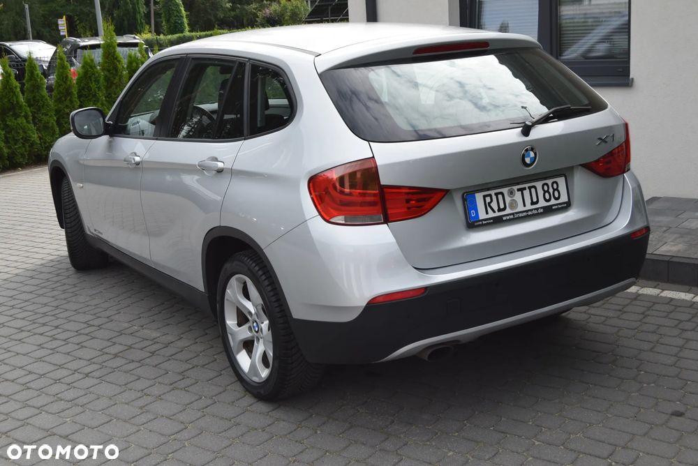 BMW X1 sDrive18i xLine - 10