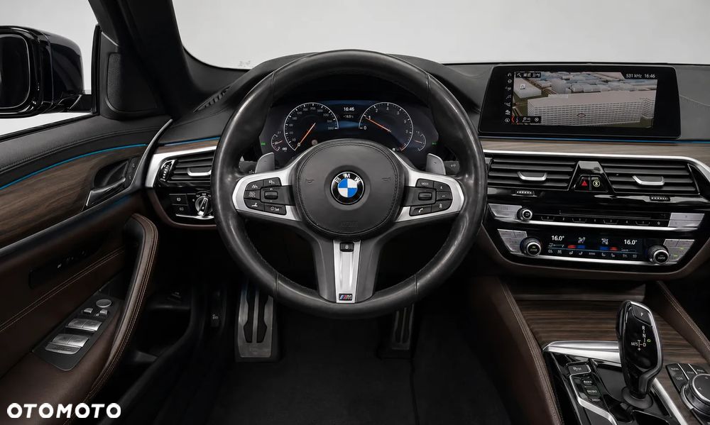 BMW Seria 5 - 16