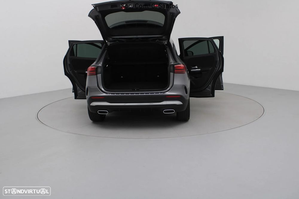 Mercedes-Benz GLA 200 AMG Line - 10