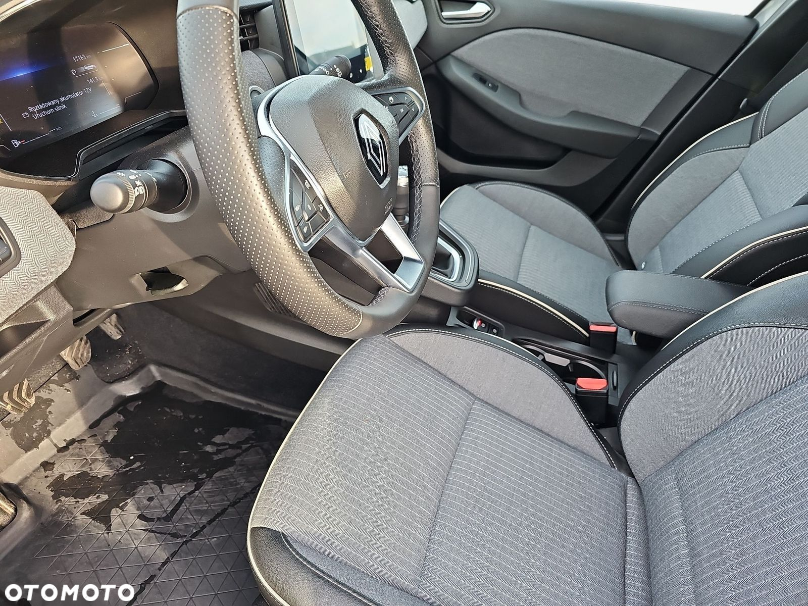Renault Clio 1.0 TCe Techno - 10