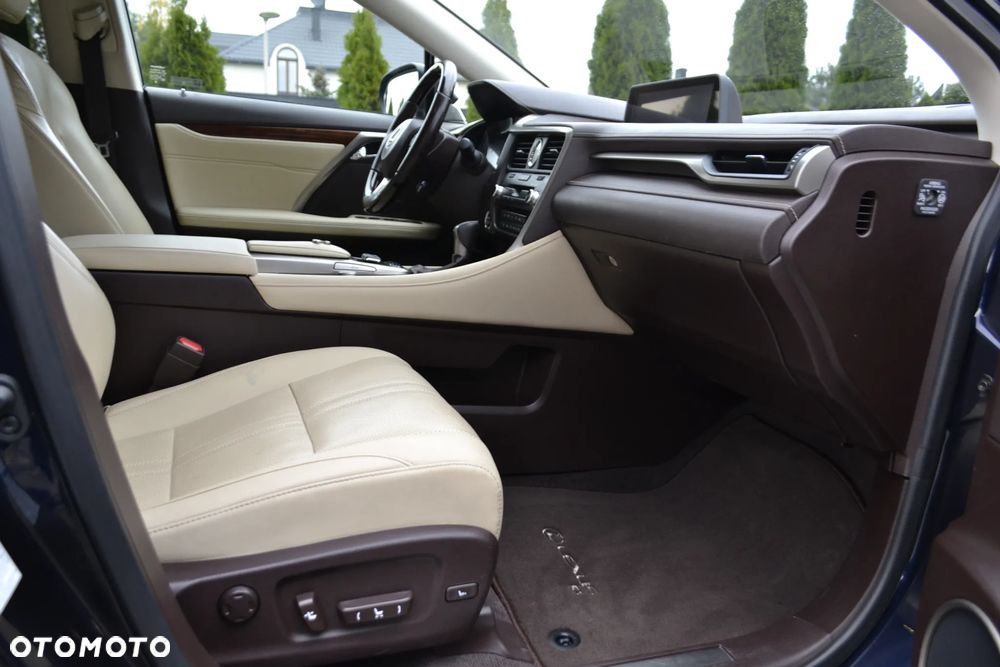 Lexus RX 450h Prestige - 37