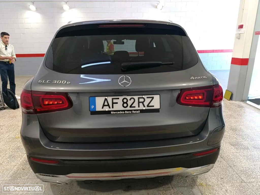 Mercedes-Benz GLC 300 e 4Matic - 6