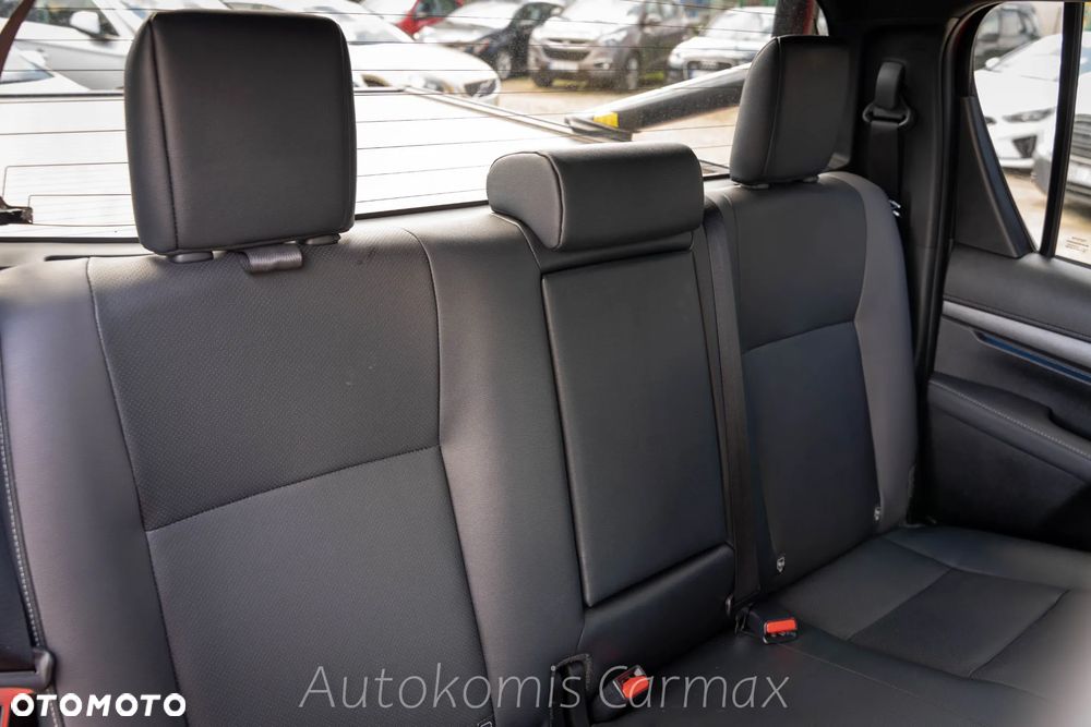 Toyota Hilux 2.8 D-4D mHEV Double Cab Invincible 4x4 - 26