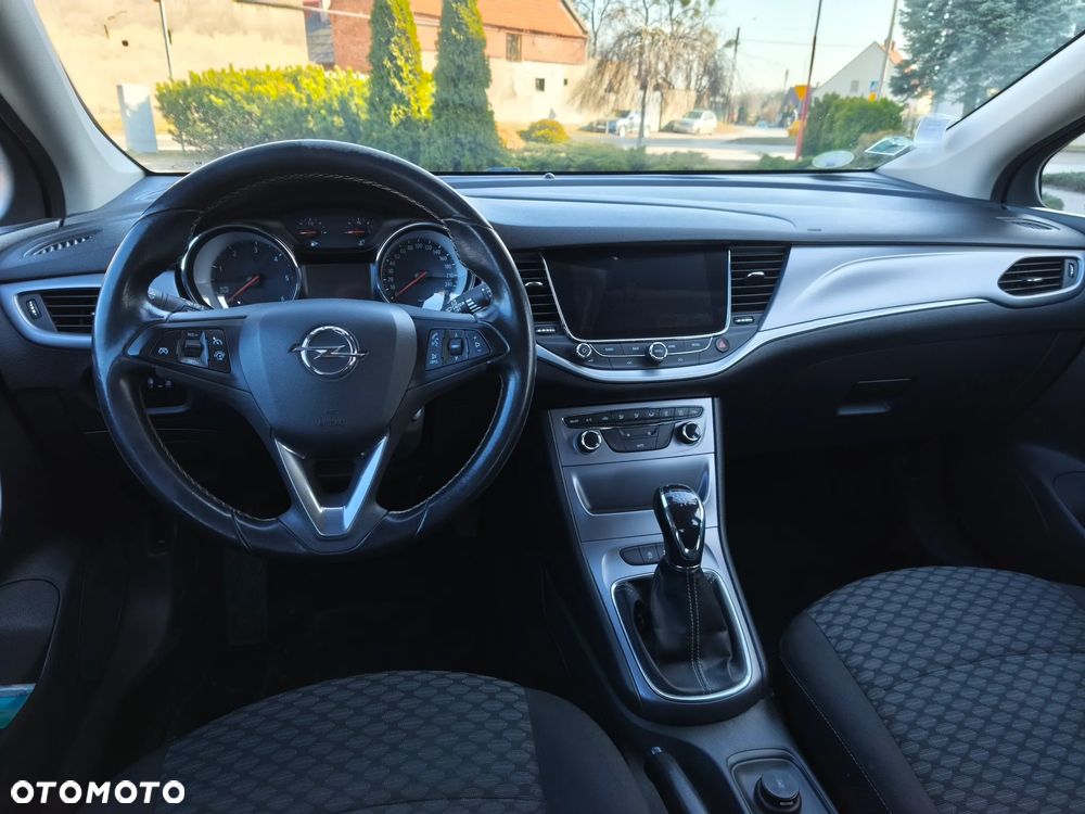 Opel Astra 1.6 CDTI Dynamic - 19