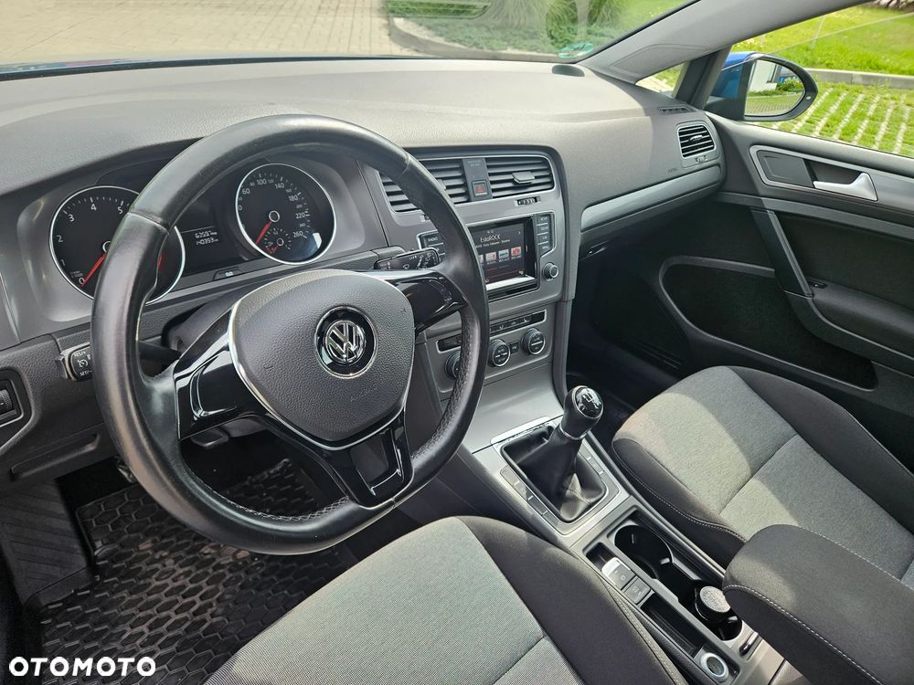 Volkswagen Golf - 7