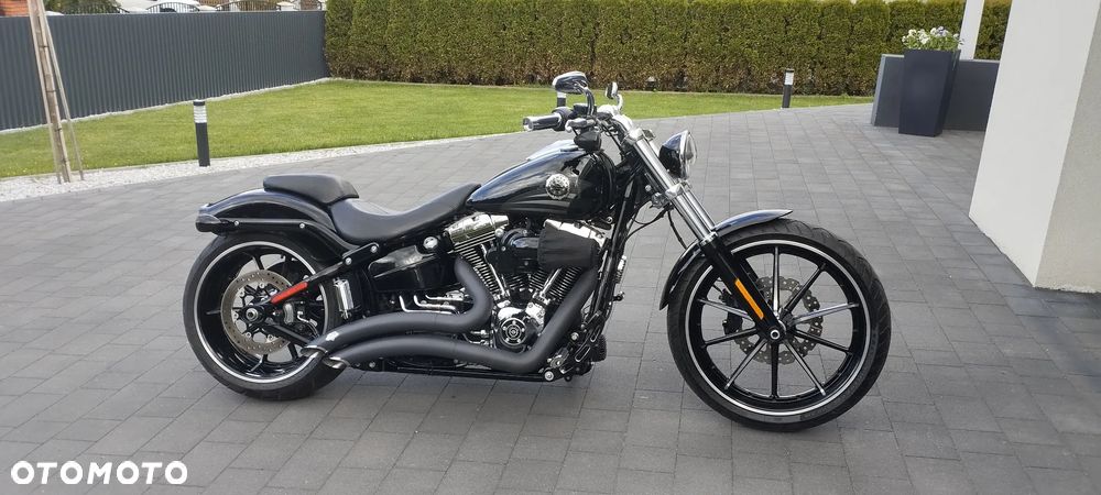 Harley-Davidson FXSB Breakout - 10