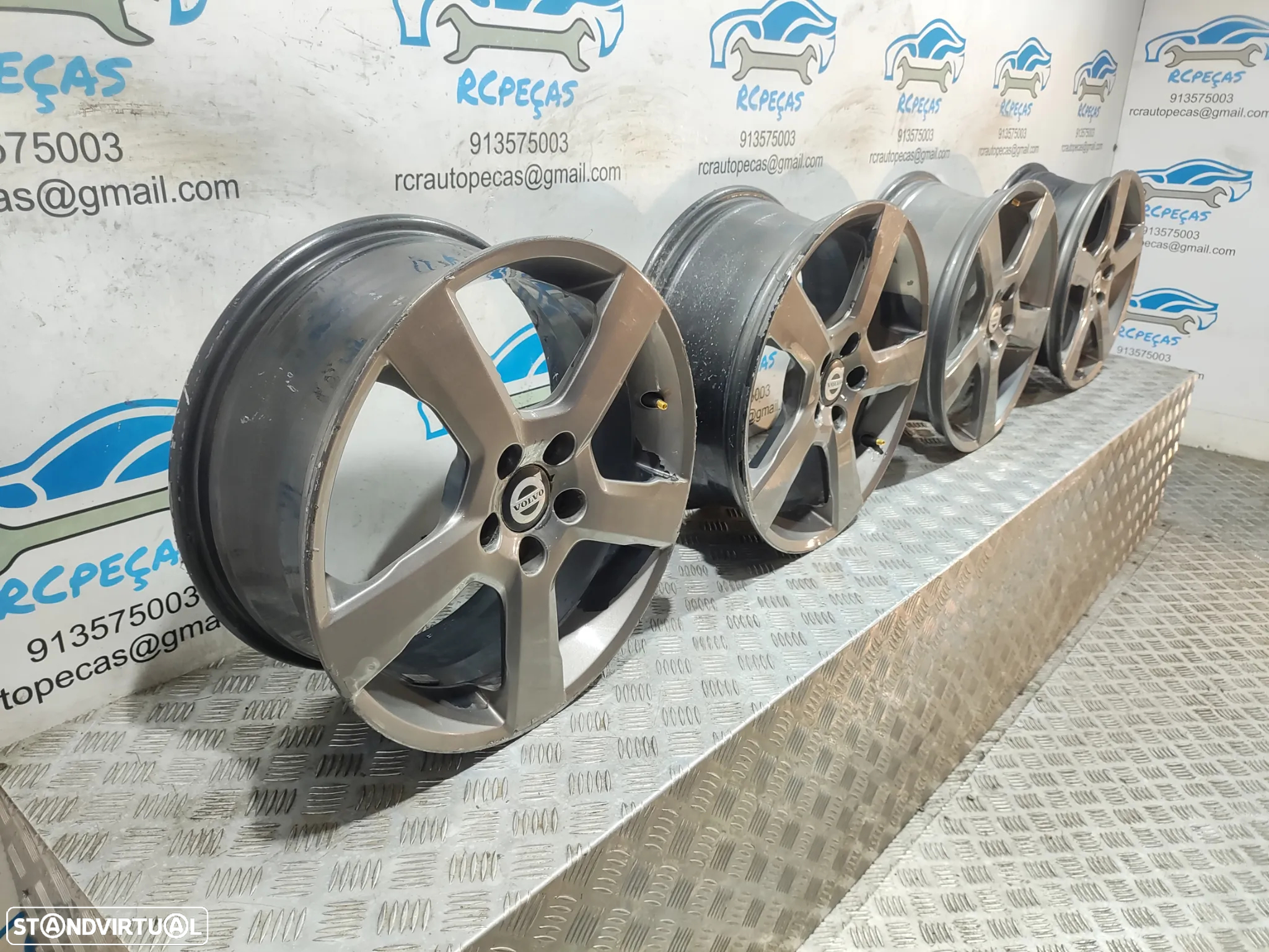 Conjunto Jantes 17 Originais Volvo C30 7J ET52,5 5x108 - 2