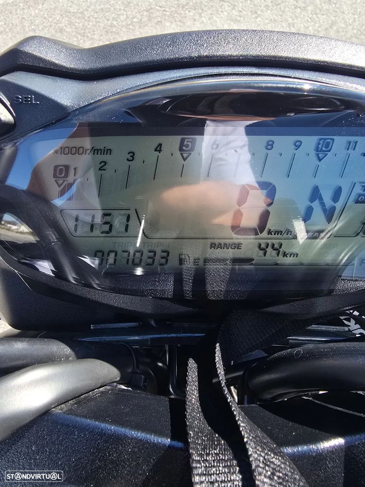 Suzuki GSX - 10