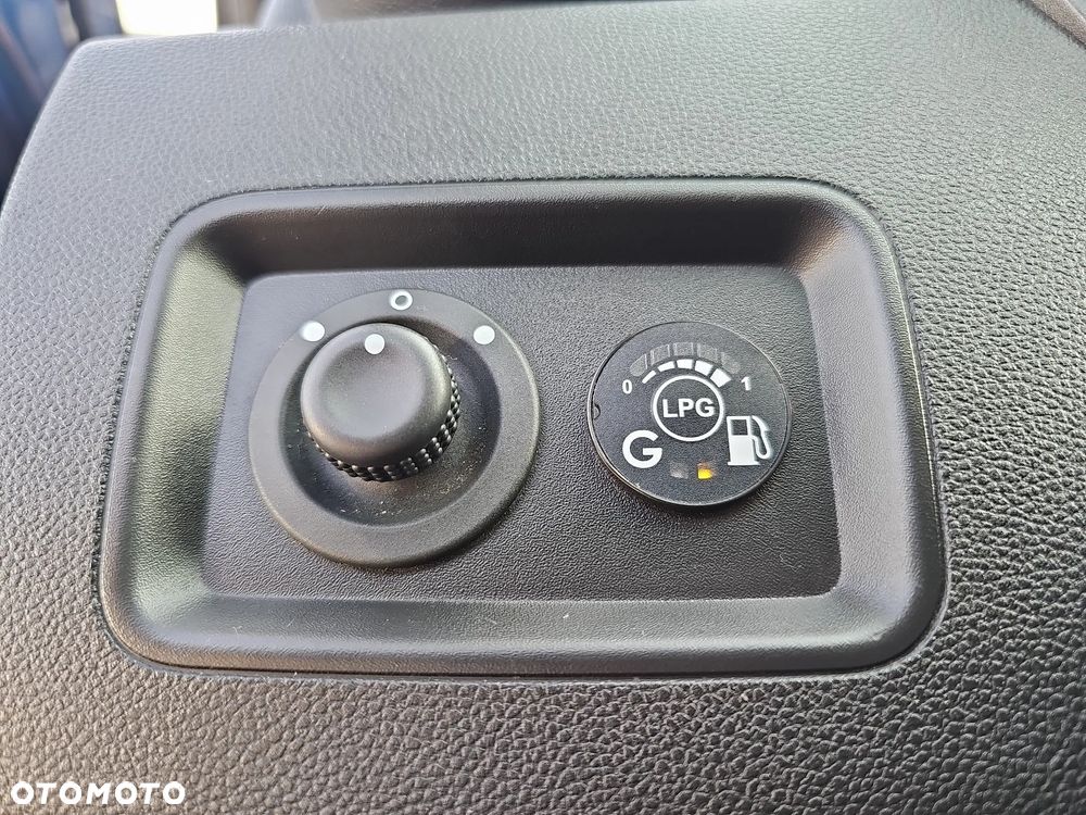 Dacia Duster SCe 115 4x2 Prestige - 23