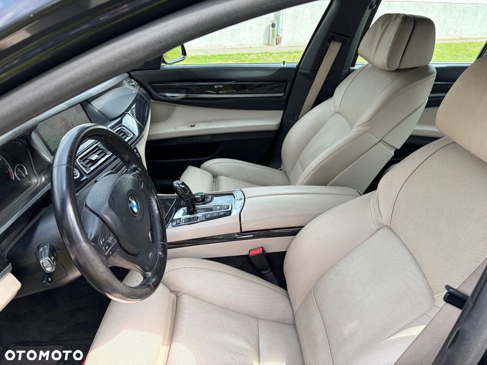 BMW Seria 7 740d xDrive - 5