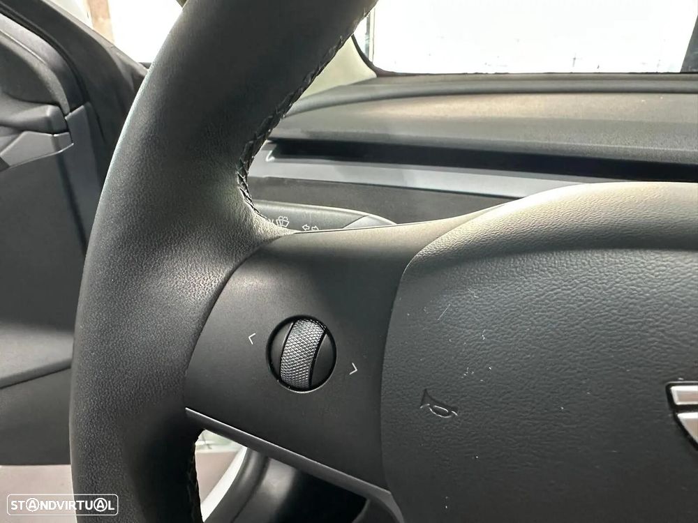 Tesla Model 3 Standard RWD - 42