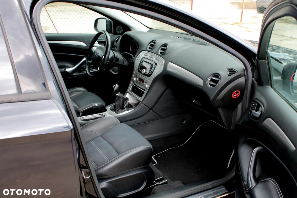 Ford Mondeo 2.0 Sport - 15