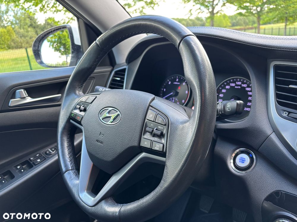 Hyundai Tucson 2.0 CRDI BlueDrive Style 2WD - 14