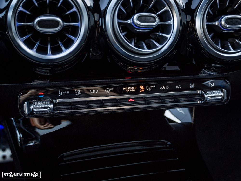 Mercedes-Benz CLA 250 - 18