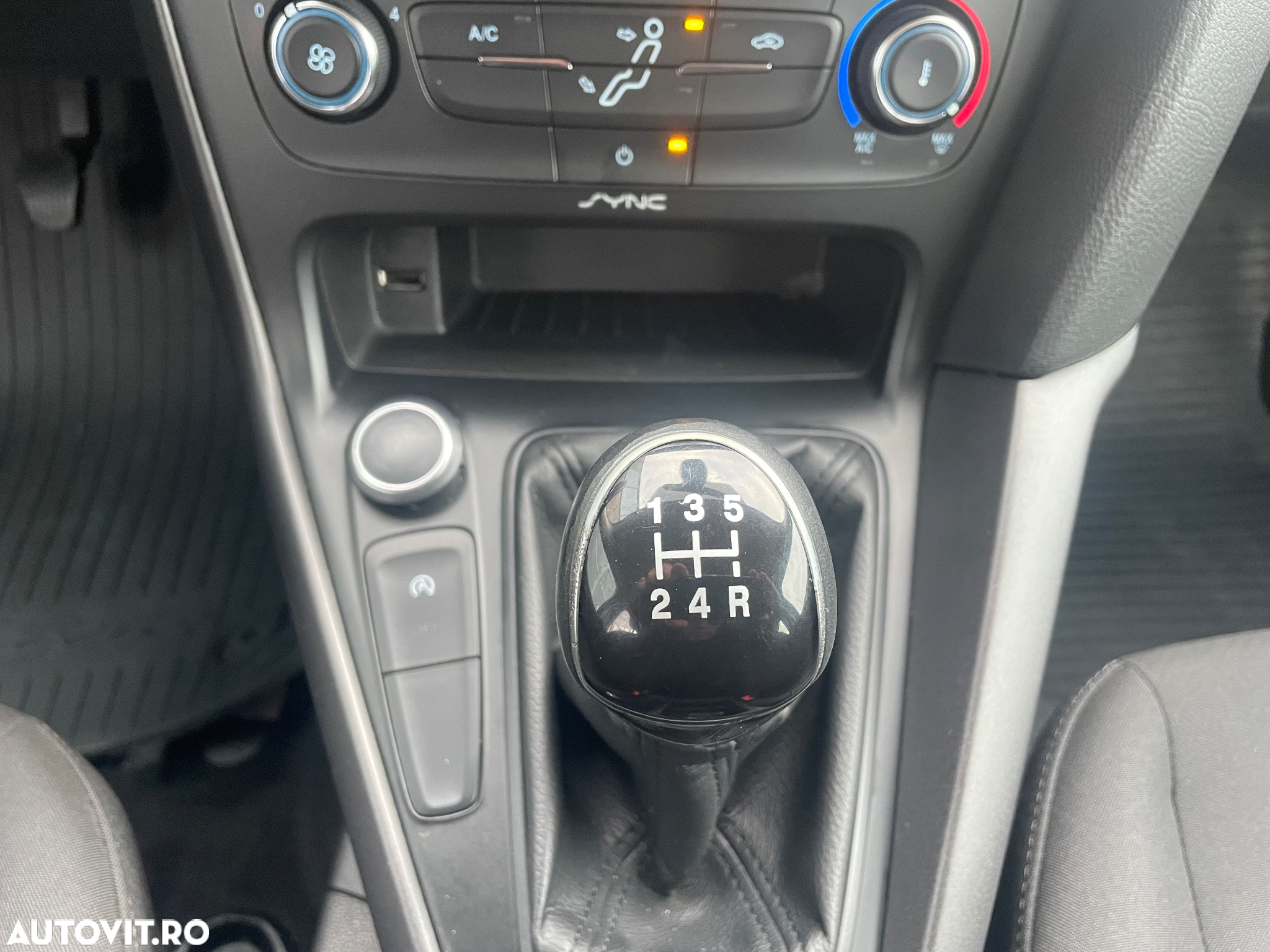 Ford Focus 1.0 EcoBoost Trend - 19