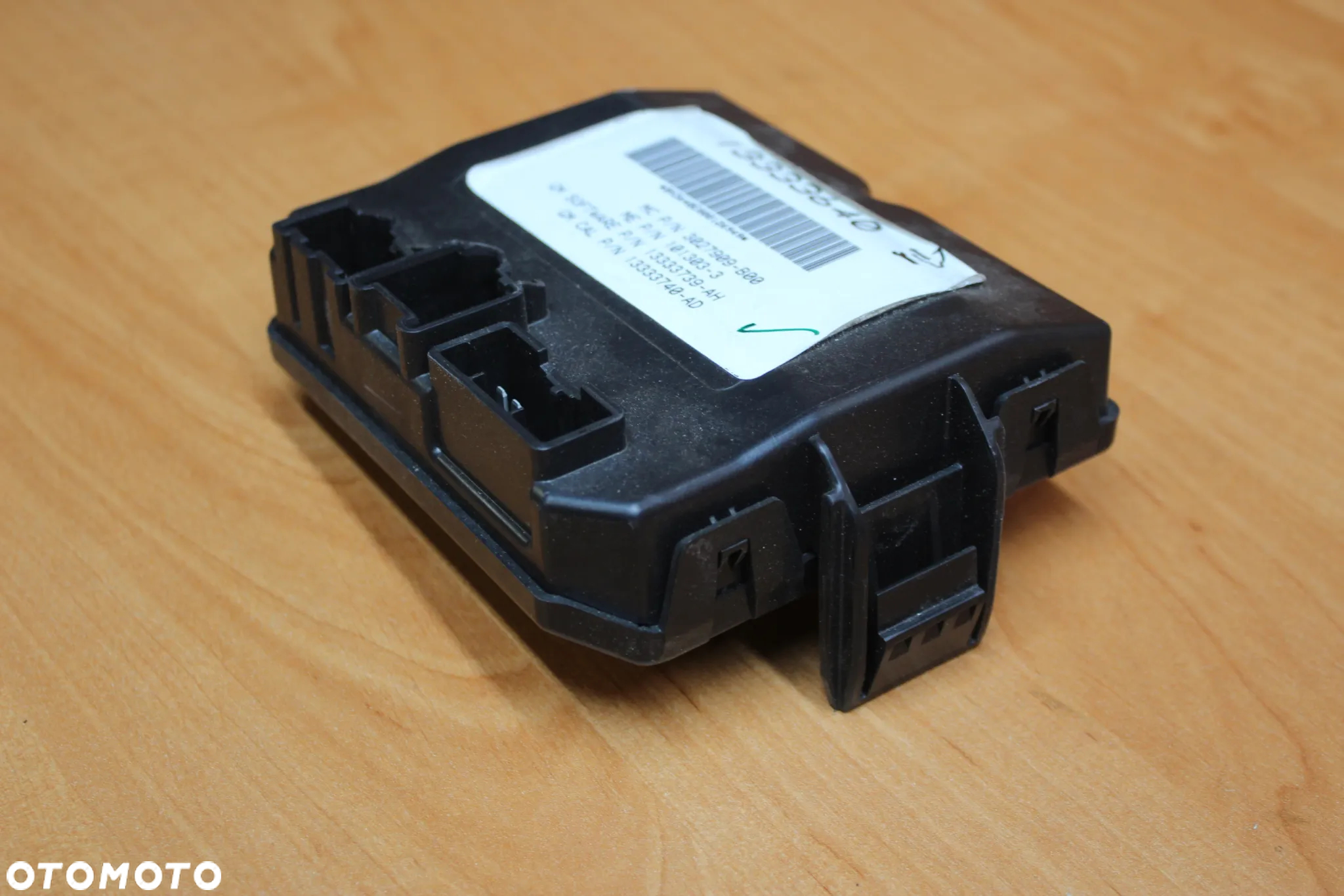 MODUŁ STEROWNIK KLAPY MANUALNY OPEL INSIGNIA A KOMBI 13333640 - 2