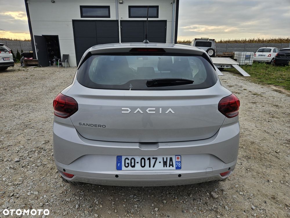 Dacia Sandero - 6