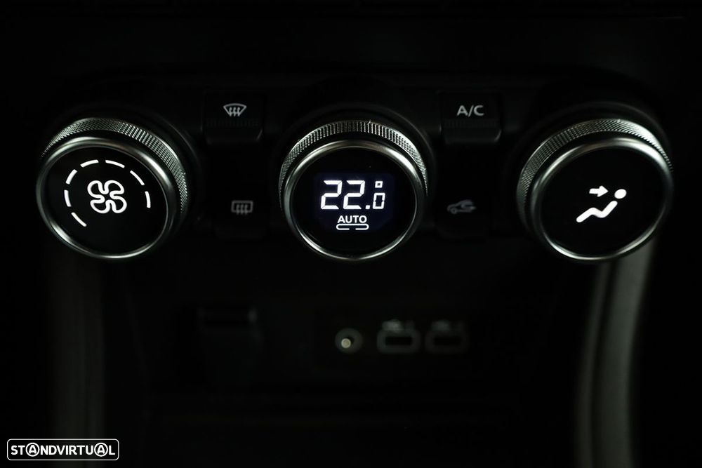 Renault Captur 1.0 TCe Techno - 13