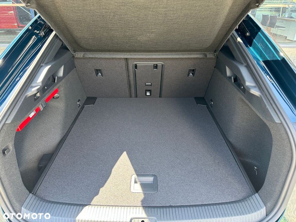 Volkswagen ID.7 77kWh Pro Plus - 28