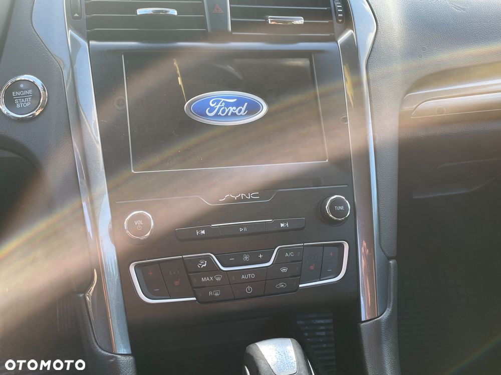 Ford Mondeo - 16