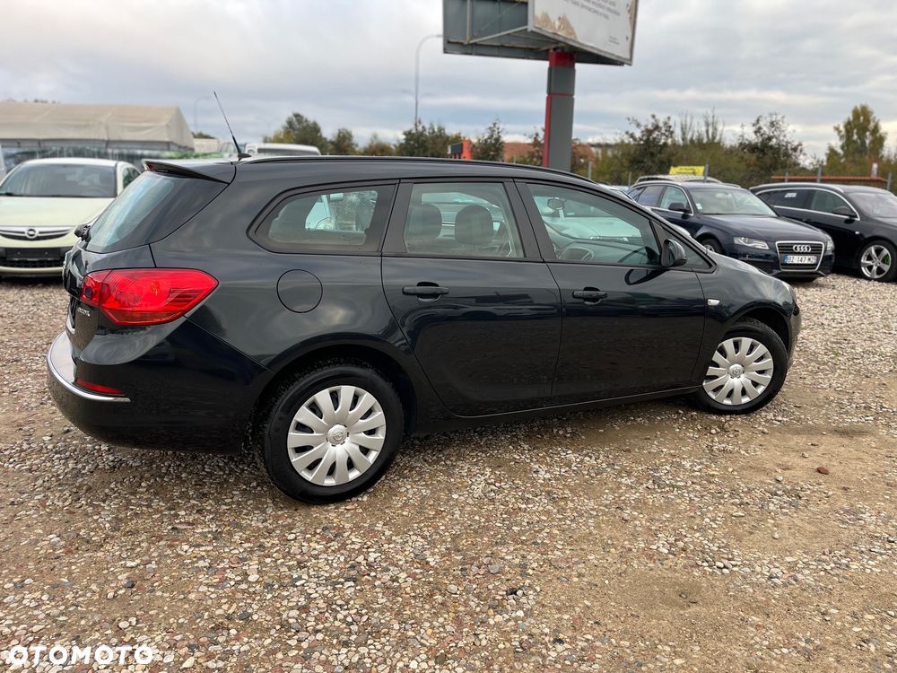 Opel Astra 2014 photo 4