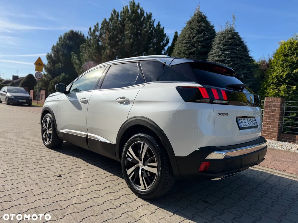 Peugeot 3008 2017 photo 3