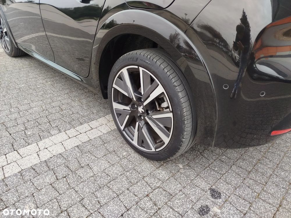 Peugeot 208 1.2 PureTech GT Pack S&S EAT8 - 39