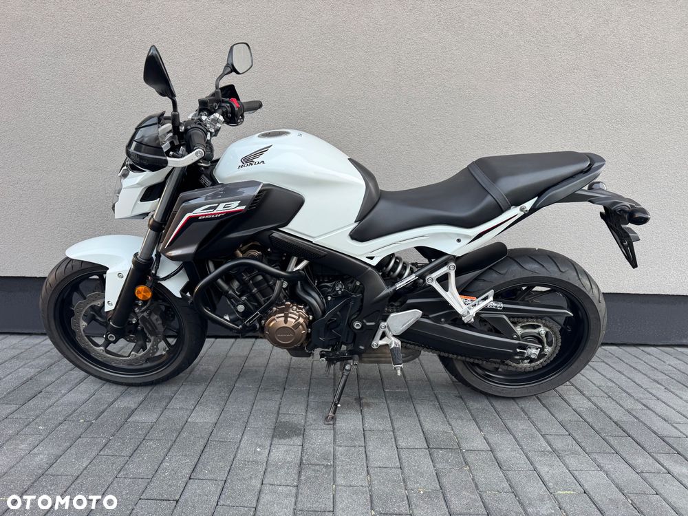 Honda CB - 2
