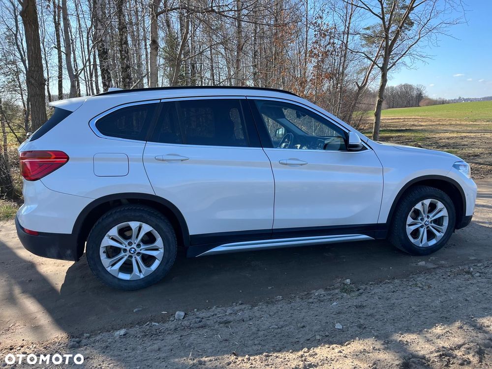 BMW X1 sDrive18i Advantage - 10